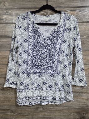 Lucky Brand Navy and Gray Printed V-Neck Boho Shirt Size Medium